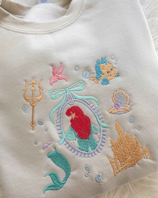 CE Broderie // Le monde de Blanche Neige