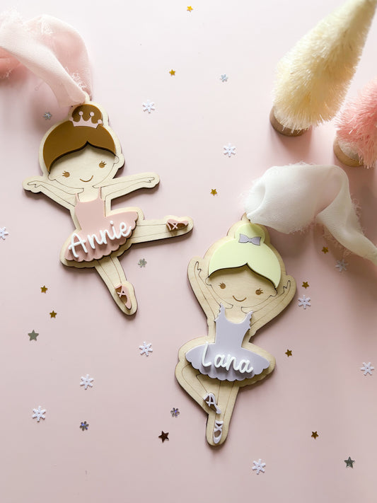 Bois // Ornement ballerine